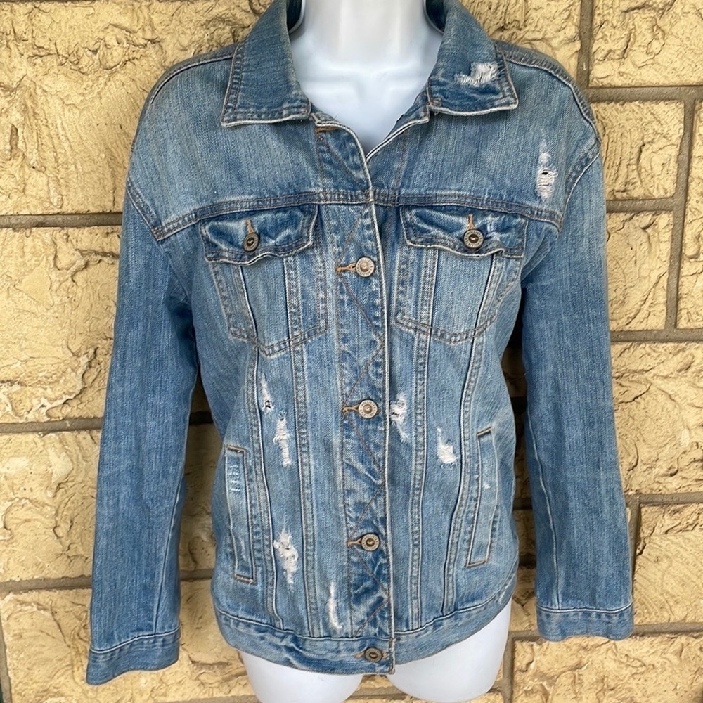 Hollister Denim Jacket Distressed ripped In Style Size XS